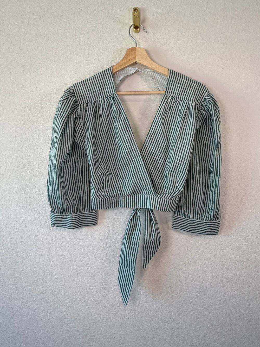 Madison Mathews Green Stripe Tie Back Cutout Puff Sleeve Crop Blouse Large